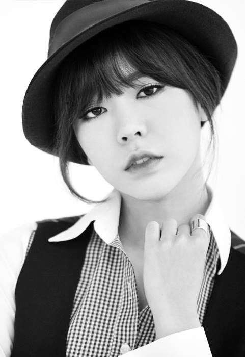 Black and White Sunny